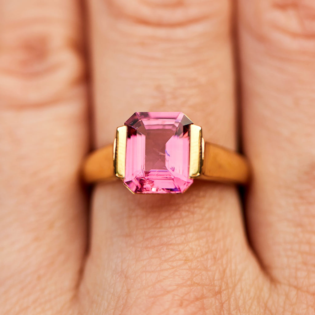 Ring LIBRA pink tourmaline.